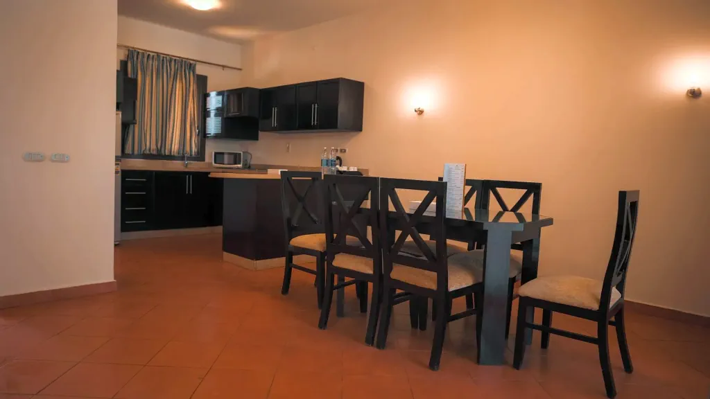 الفندق كانكون بيتش ريزورت - العين السخنة